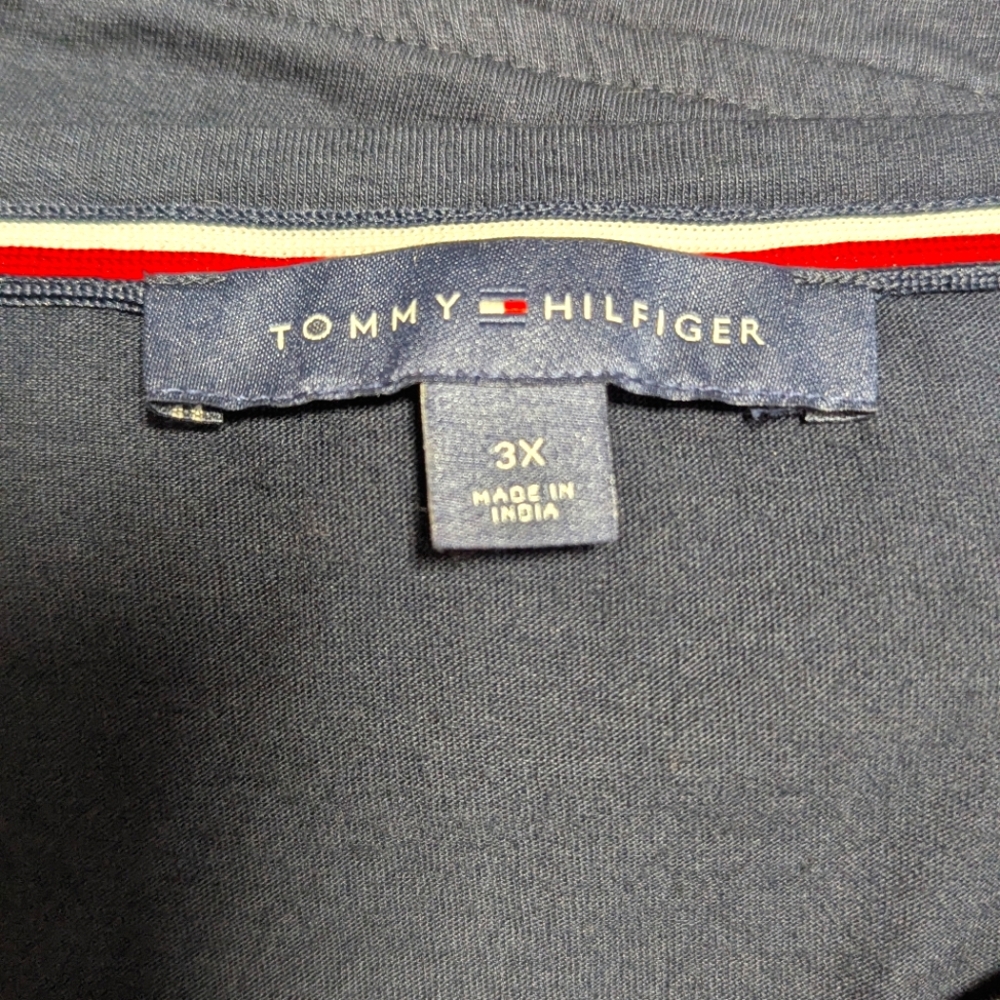 Tommy Hillfger Plus Floral T-Shirt - Picture 5 of 8